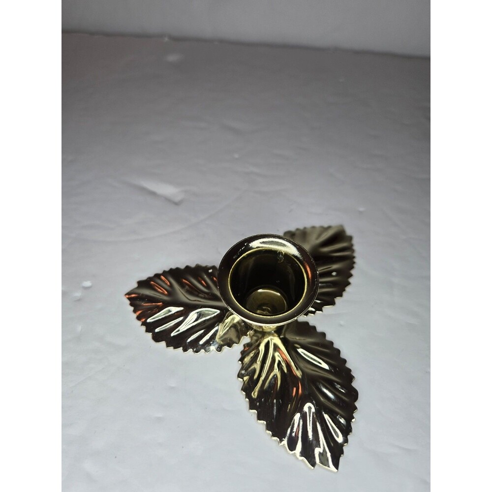 Brass Metal Candle Holder Leaf Design - Picture 4 of 10